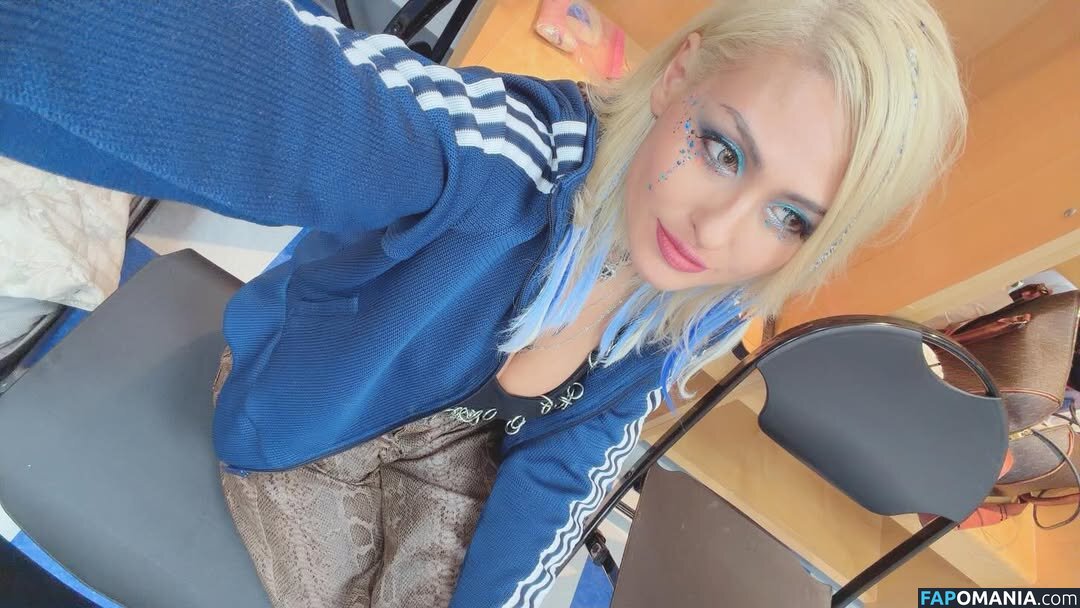 0221giulia / Giulia / giulia0221g / giuliaottorini / scientwehst Nu OnlyFans  Foto vazada #501