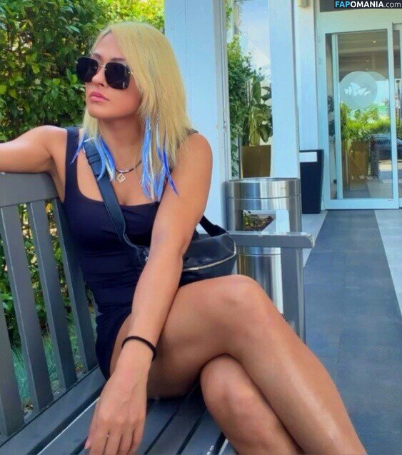 0221giulia / Giulia / giulia0221g / giuliaottorini / scientwehst Nu OnlyFans  Foto vazada #514