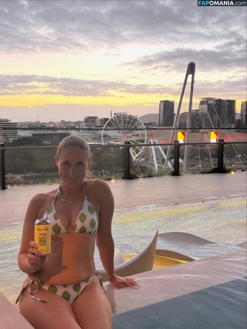 globalcraftbeergirl Nu OnlyFans  Foto vazada #3