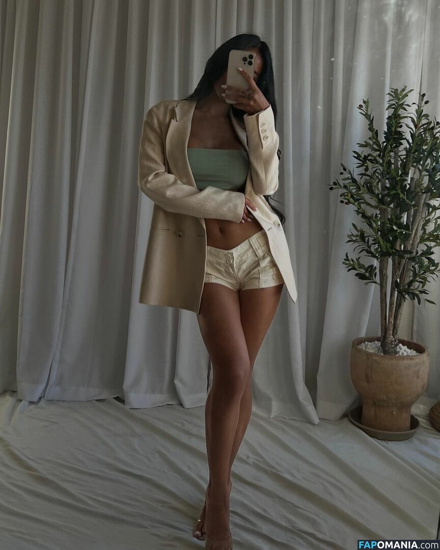 gold.gypsy / u10319871 Nu OnlyFans  Foto vazada #229