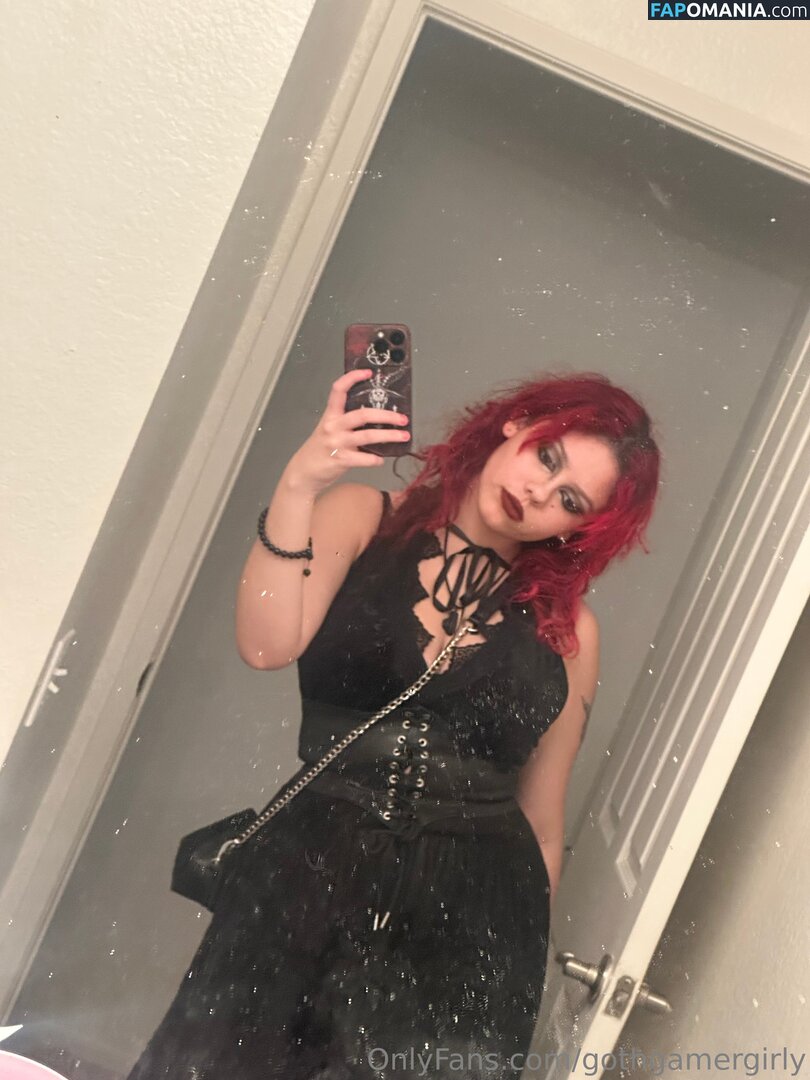 gothgamergirly / gothgirlgaming Nu OnlyFans  Foto vazada #11