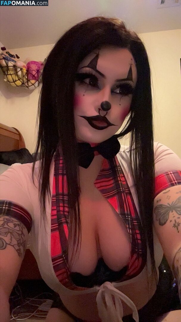 Gr4v3y4rdkandi3 / gr4v3y4rdkand13 / https: Nu OnlyFans  Foto vazada #5