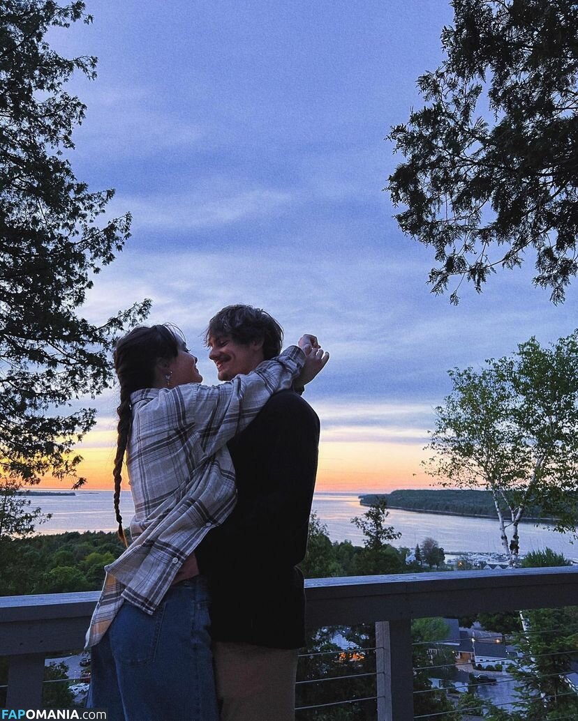 Grace / darlingrl / darlingrll / grace_t / piscesxcherry Nu OnlyFans  Foto vazada #14