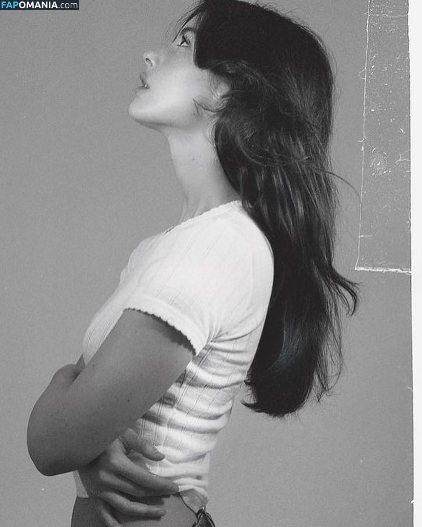 Gracie Abrams / gracieabrams Nu OnlyFans  Foto vazada #25