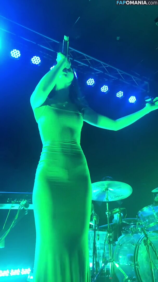 Gracie Abrams / gracieabrams Nu OnlyFans  Foto vazada #404