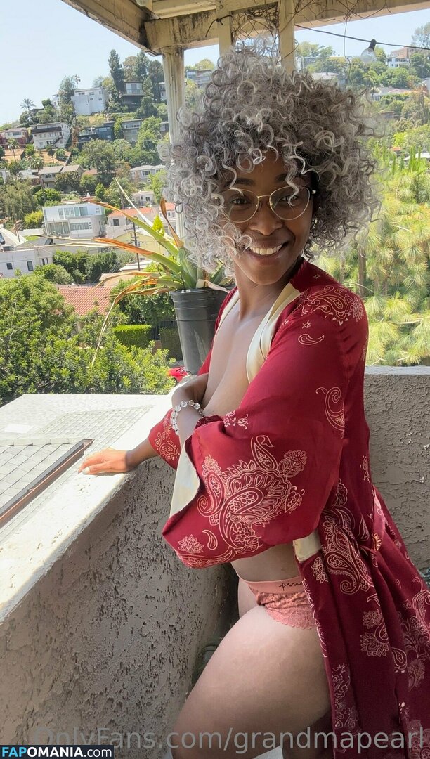 grandmapearl / grandmapearl_ Nu OnlyFans  Foto vazada #8
