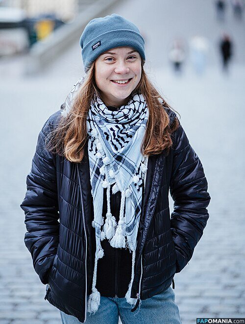 Greta Thunberg / gretathunberg Nu OnlyFans  Foto vazada #6