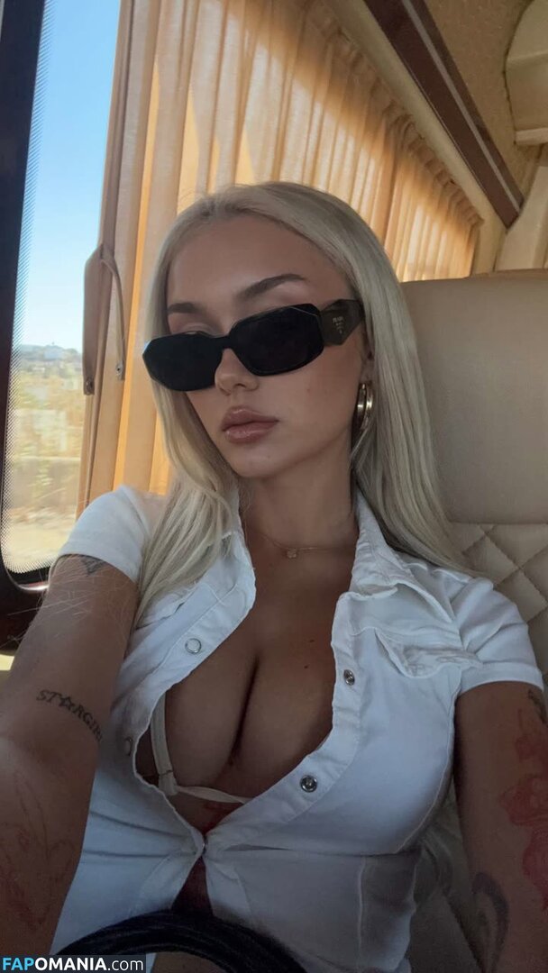 gwendoceline / gwendolynceline Nu OnlyFans  Foto vazada #8