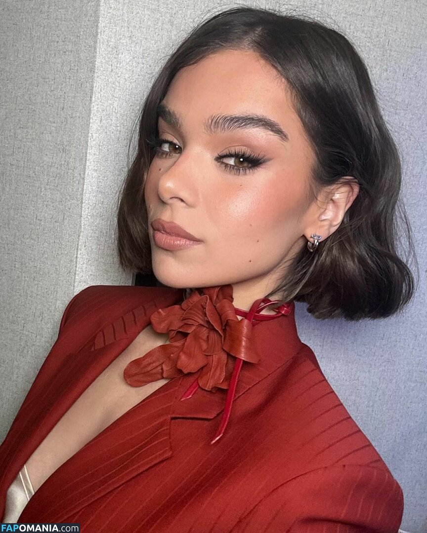 Hailee Steinfeld / haileesteinfeld / https: Nu OnlyFans  Foto vazada #1533