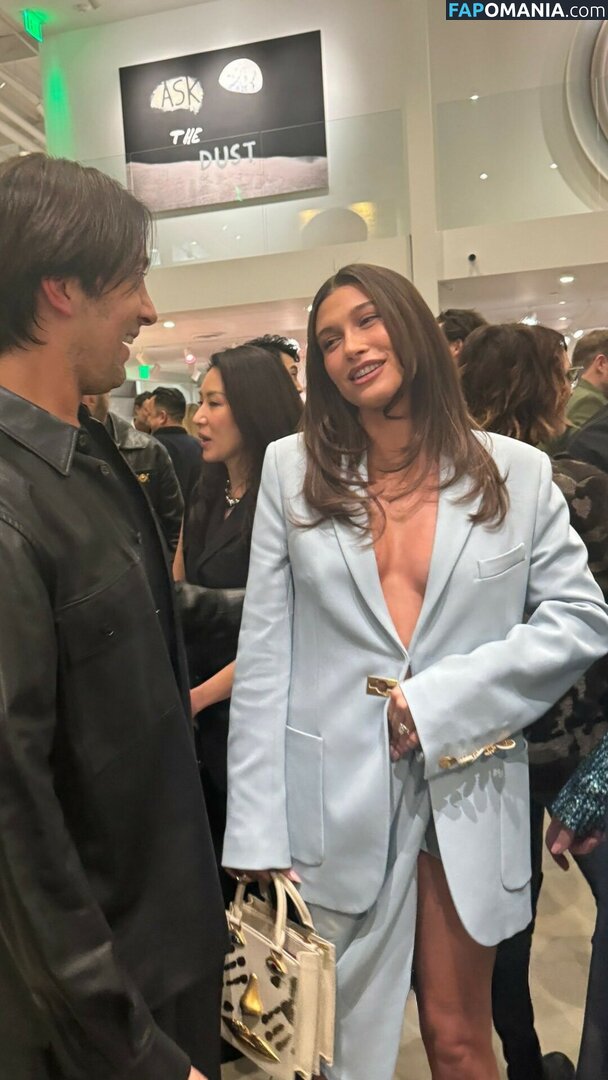 Hailey Baldwin Bieber / haileybieber Nu OnlyFans  Foto vazada #424