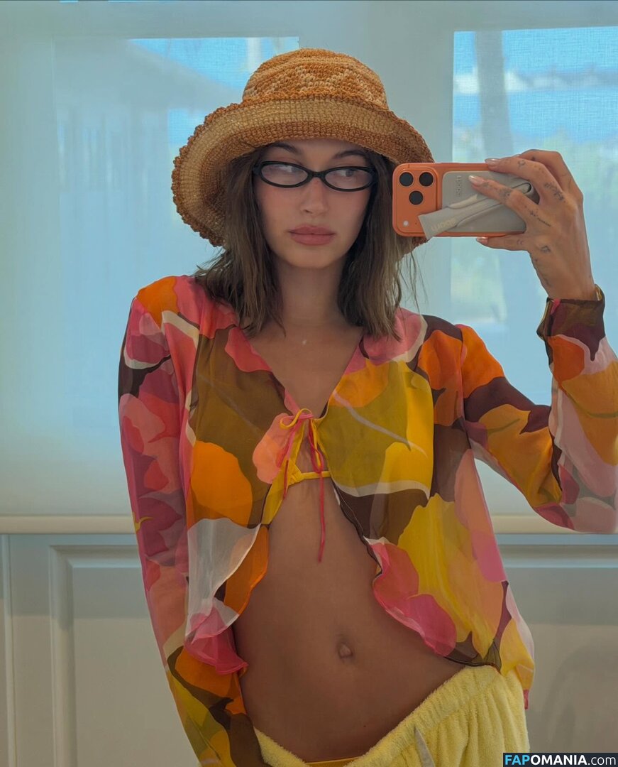 Hailey Baldwin / haileybieber Nu OnlyFans  Foto vazada #91