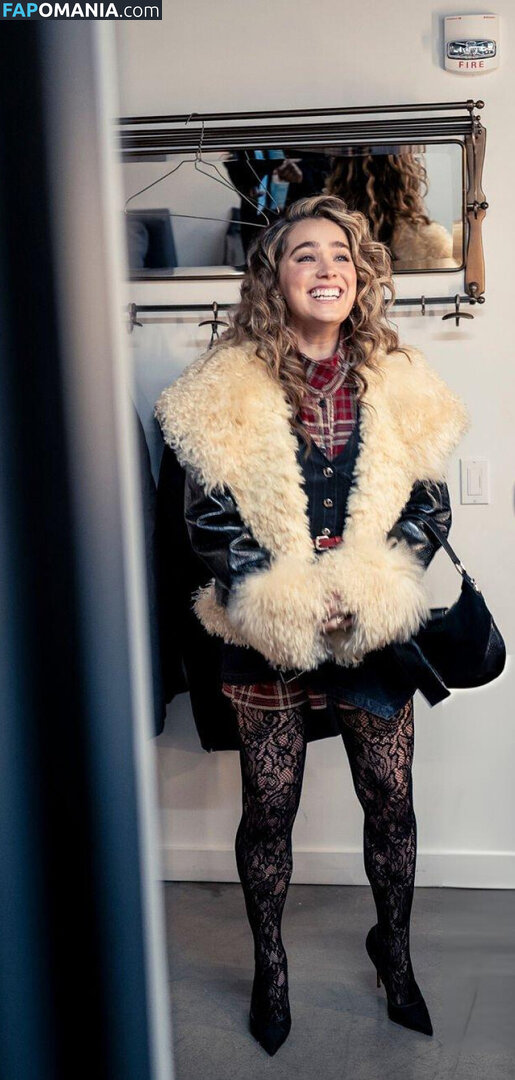 Haley Lu Richardson / haleyluhoo Nu OnlyFans  Foto vazada #201