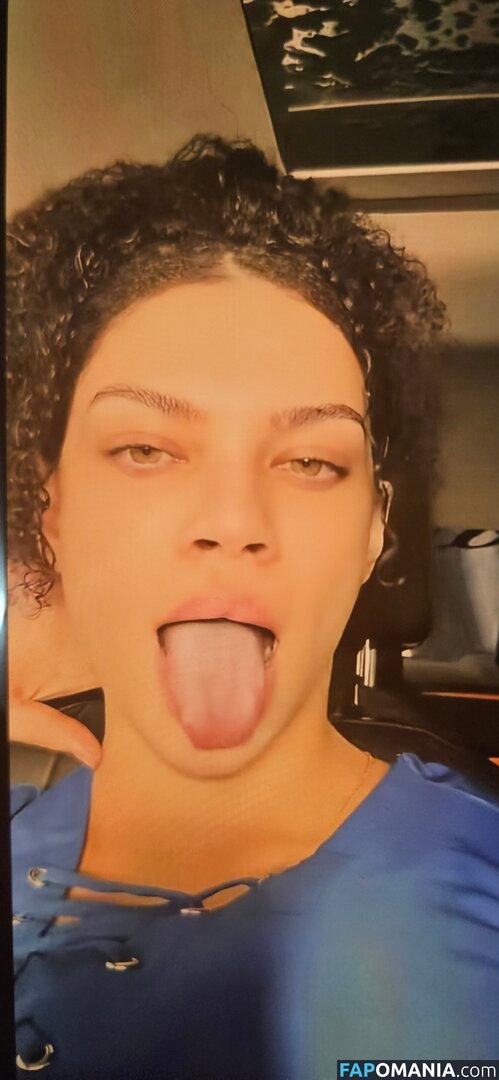 Half.foreign / half.pint69 / halfforeign Nu OnlyFans  Foto vazada #1