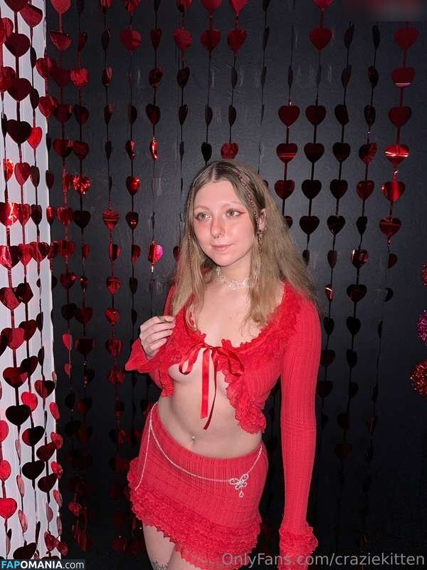 Hallie Gift / craziekitten / giftyhippie Nu OnlyFans  Foto vazada #3