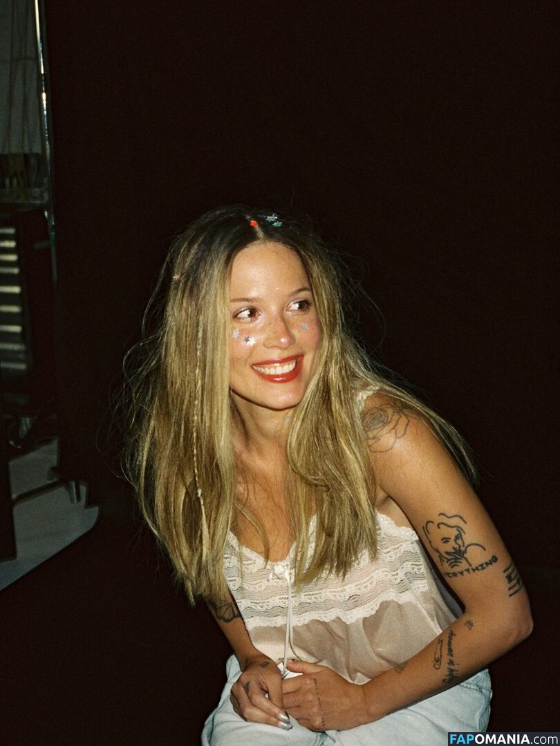Halsey / https: / iamhalsey / yammahaaa Nu OnlyFans  Foto vazada #3