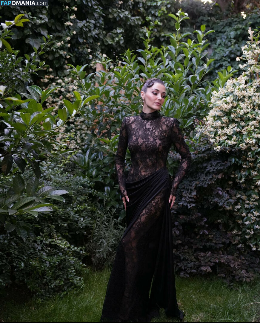 Hande Ercel / handemiyy Nu OnlyFans  Foto vazada #171