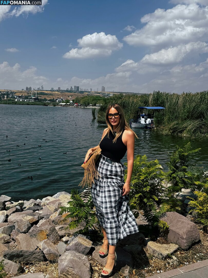 Hande Sarıoğlu / hndsar Nu OnlyFans  Foto vazada #3