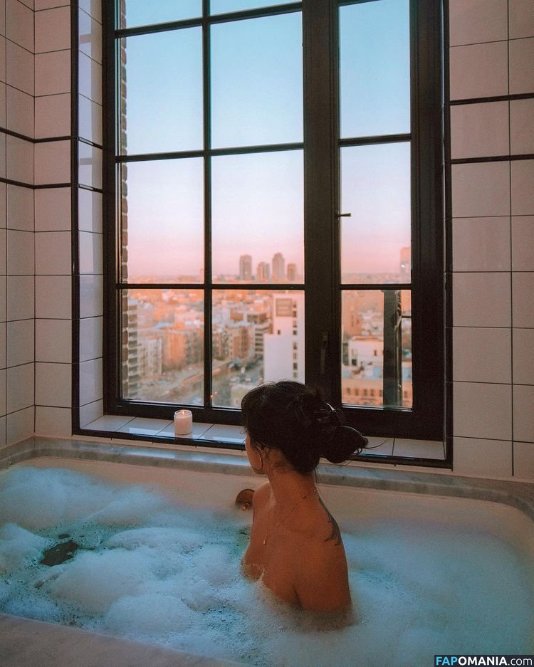 HangTW / babybunny2k Nu OnlyFans  Foto vazada #2