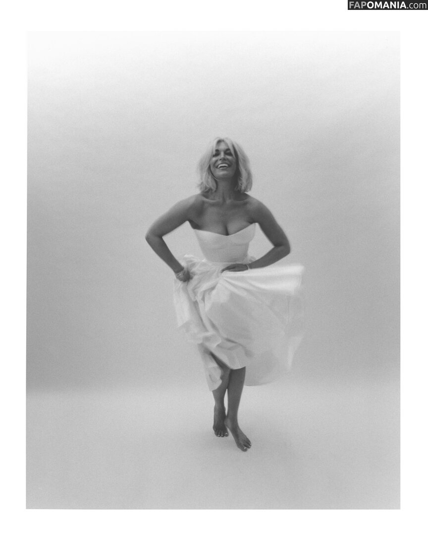 Hannah Waddingham / hannah_waddingham Nu OnlyFans  Foto vazada #8