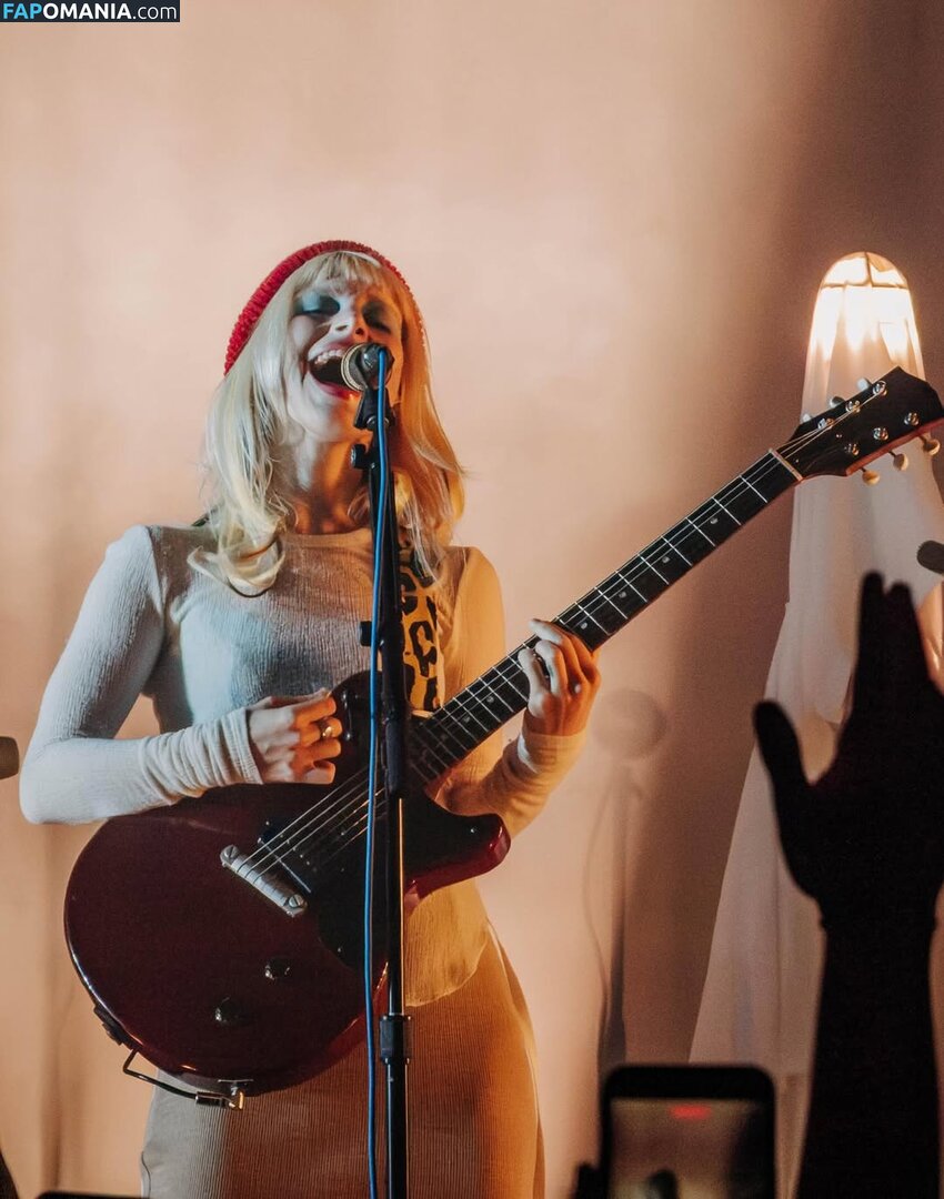Hayley Williams / meepyfreepy / yelyahwilliams Nu OnlyFans  Foto vazada #73