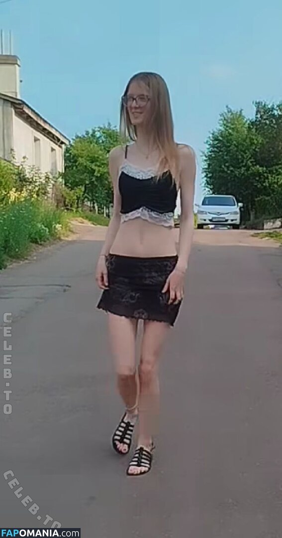 elen.meln / helen_meln777 / melena17_ElenMeln Nu OnlyFans  Foto vazada #8