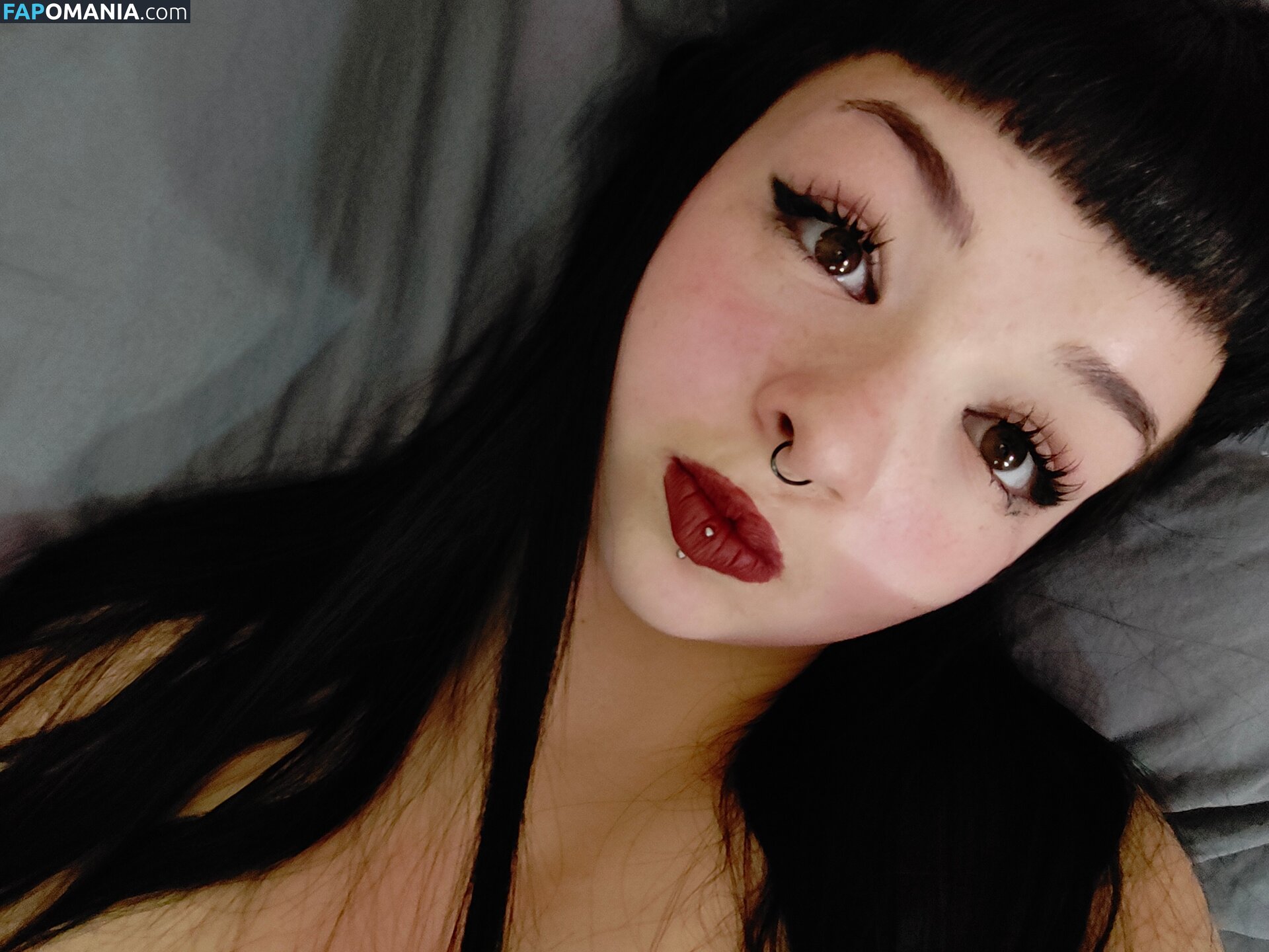 _helena_127 / helena_127 / wthel_eli Nu OnlyFans  Foto vazada #2