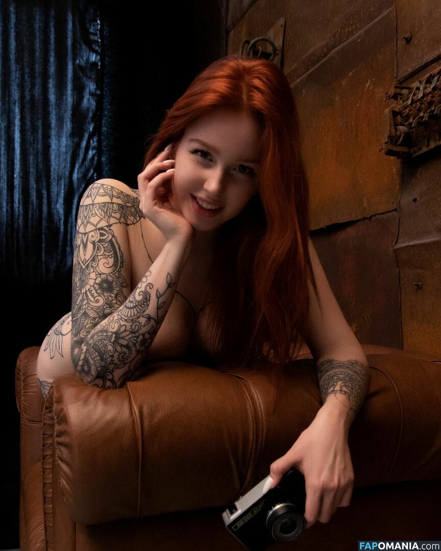 Hell Voron / Olga Voronina / hell_voron Nu OnlyFans  Foto vazada #3