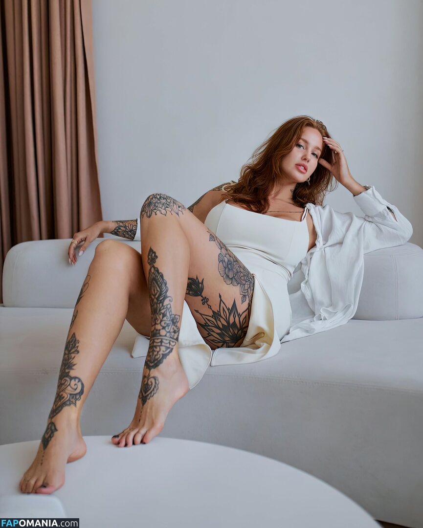 Hell Voron / Olga Voronina / hell_voron Nu OnlyFans  Foto vazada #71