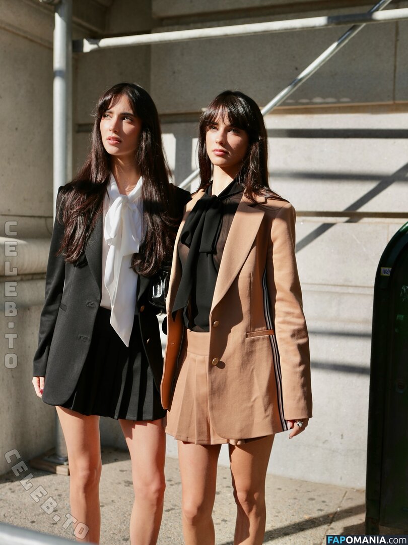 Elisha Herbert / Herbert Twins / Renee Herbert / elisha__h Nu OnlyFans  Foto vazada #144