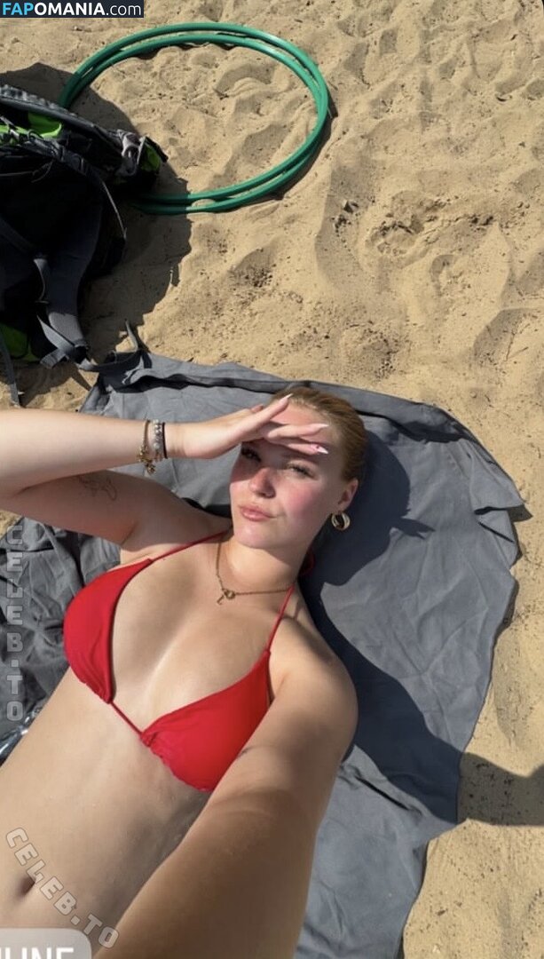 Hermine.radloff / just.hermine Nu OnlyFans  Foto vazada #1