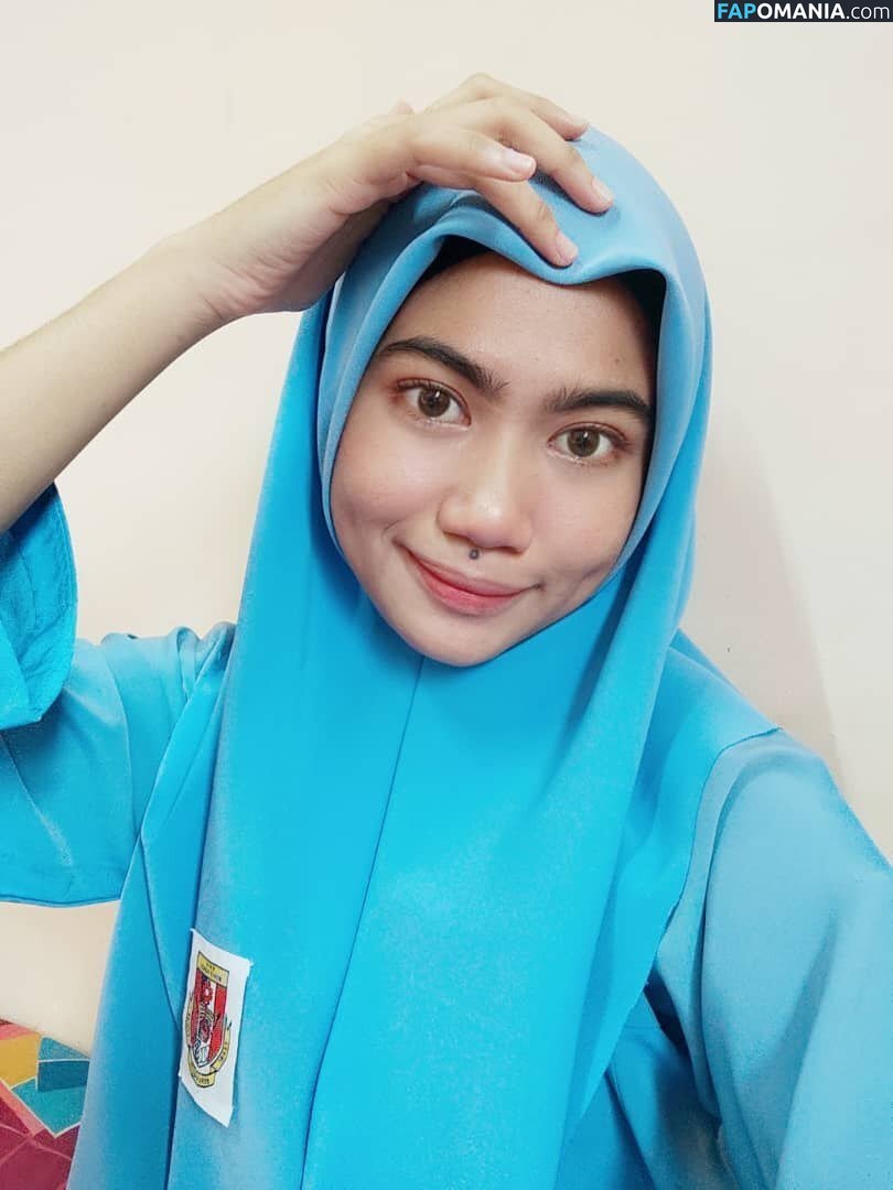 Hijab Off Girls / Hijab On Nu OnlyFans  Foto vazada #5