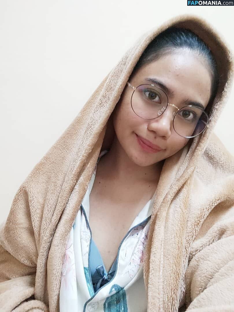 Hijab Off Girls / Hijab On Nu OnlyFans  Foto vazada #19