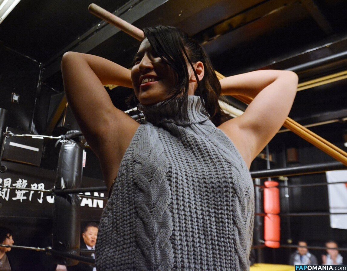 Hikaru Shida / shidahikaru Nu OnlyFans  Foto vazada #2