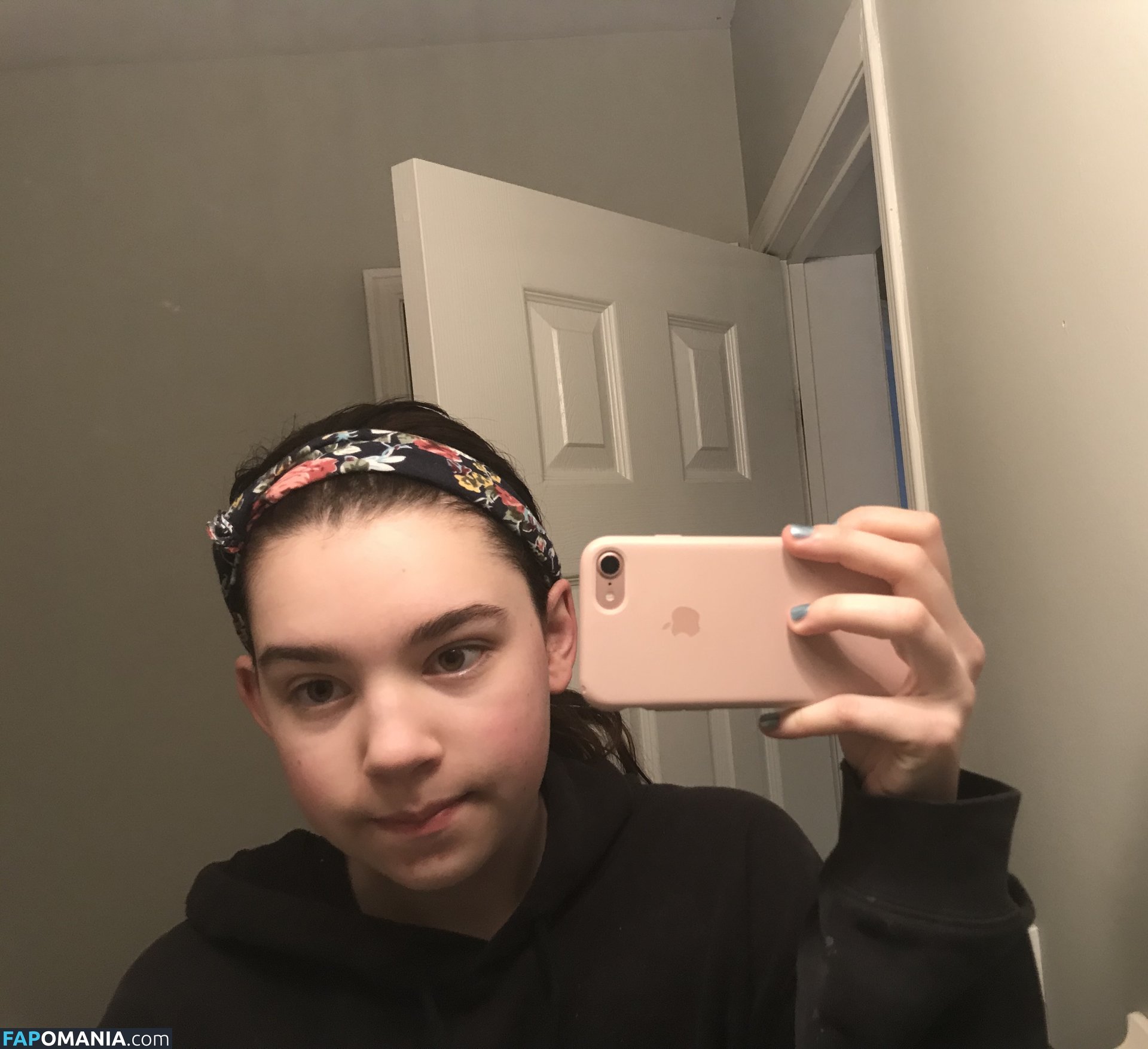 CrazySpirit962 / Evirune / HinaToy / Jade_Juu / flowersinuk Nu OnlyFans  Foto vazada #5