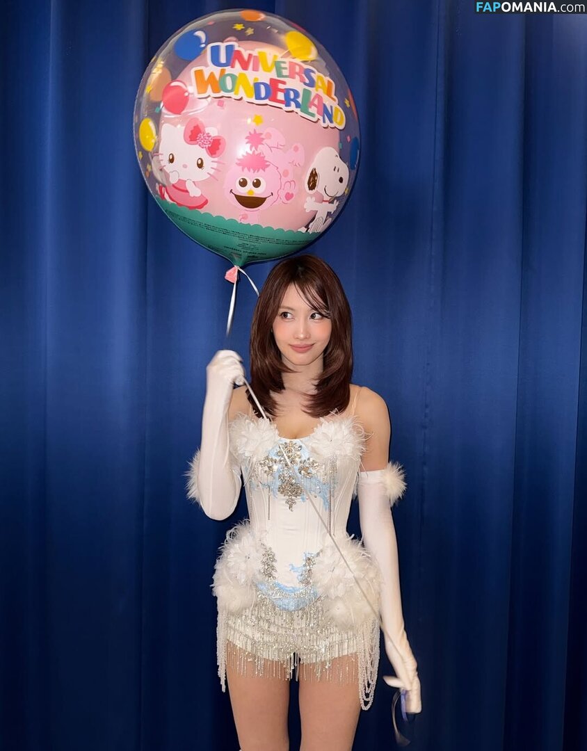 Hirai Momo / TWICE / momo.hirai Nu OnlyFans  Foto vazada #22