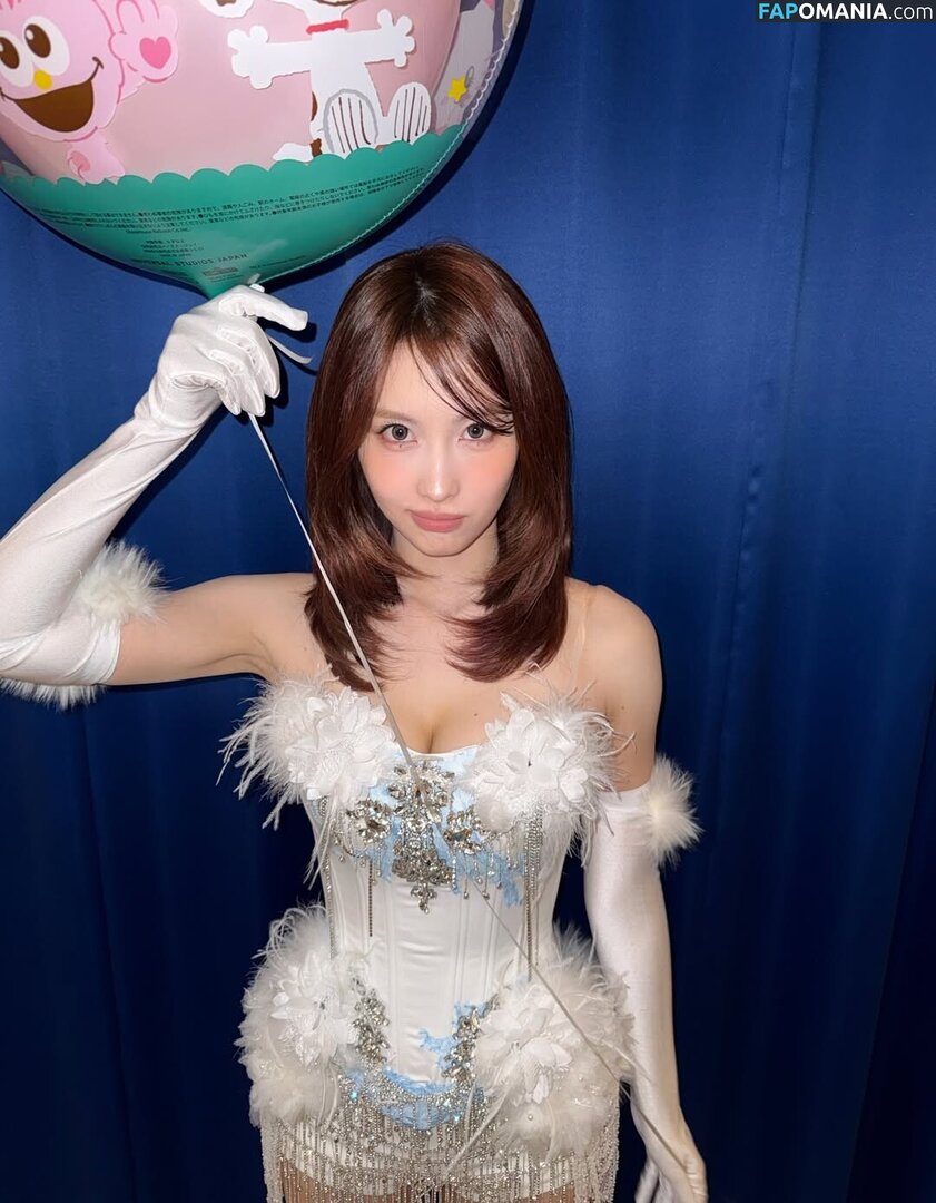 Hirai Momo / TWICE / momo.hirai Nu OnlyFans  Foto vazada #23