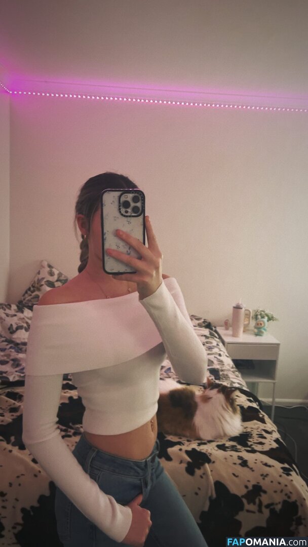 Holly Naude / hollyyynaude Nu OnlyFans  Foto vazada #1
