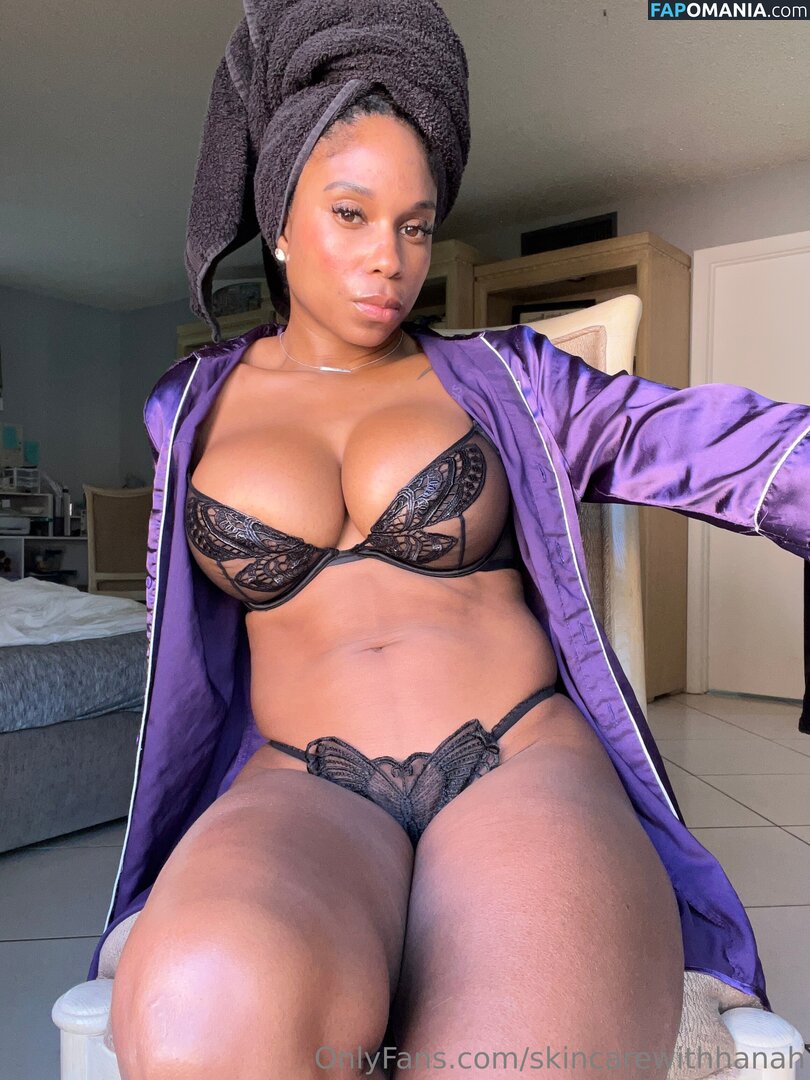 Hotshothanah / hanah164 Nu OnlyFans  Foto vazada #3