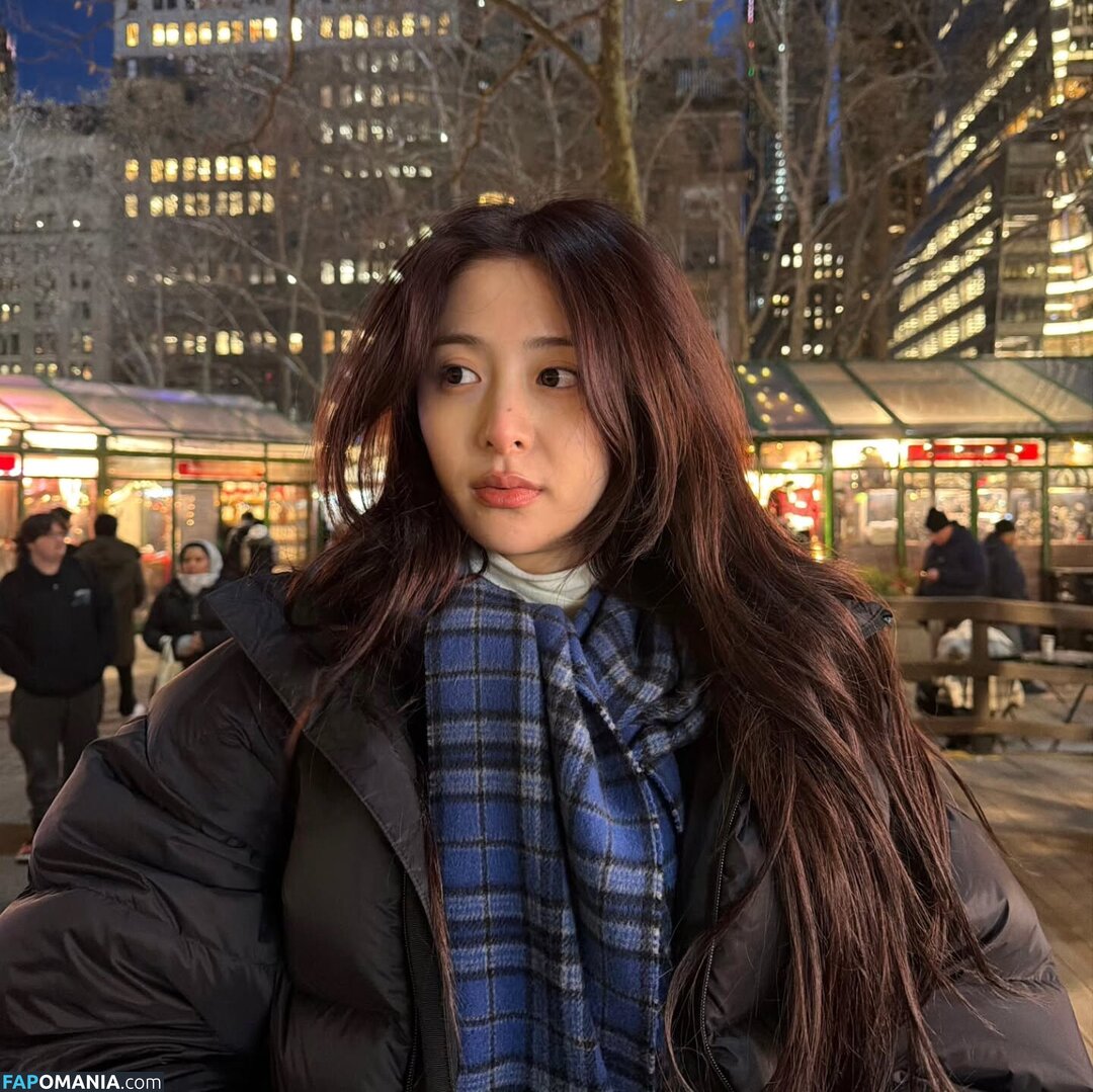 Huh Yunjin 허윤진 / LESSERAFIM / yunjin_lesserafims Nu OnlyFans  Foto vazada #47