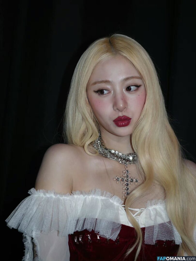 Huh Yunjin 허윤진 / LESSERAFIM / jenaissante Nu OnlyFans  Foto vazada #56