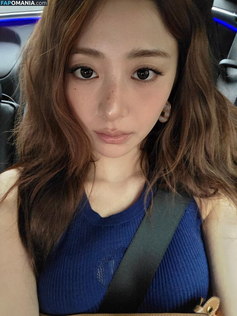 Huh Yunjin 허윤진 / LESSERAFIM / jenaissante Nu OnlyFans  Foto vazada #88