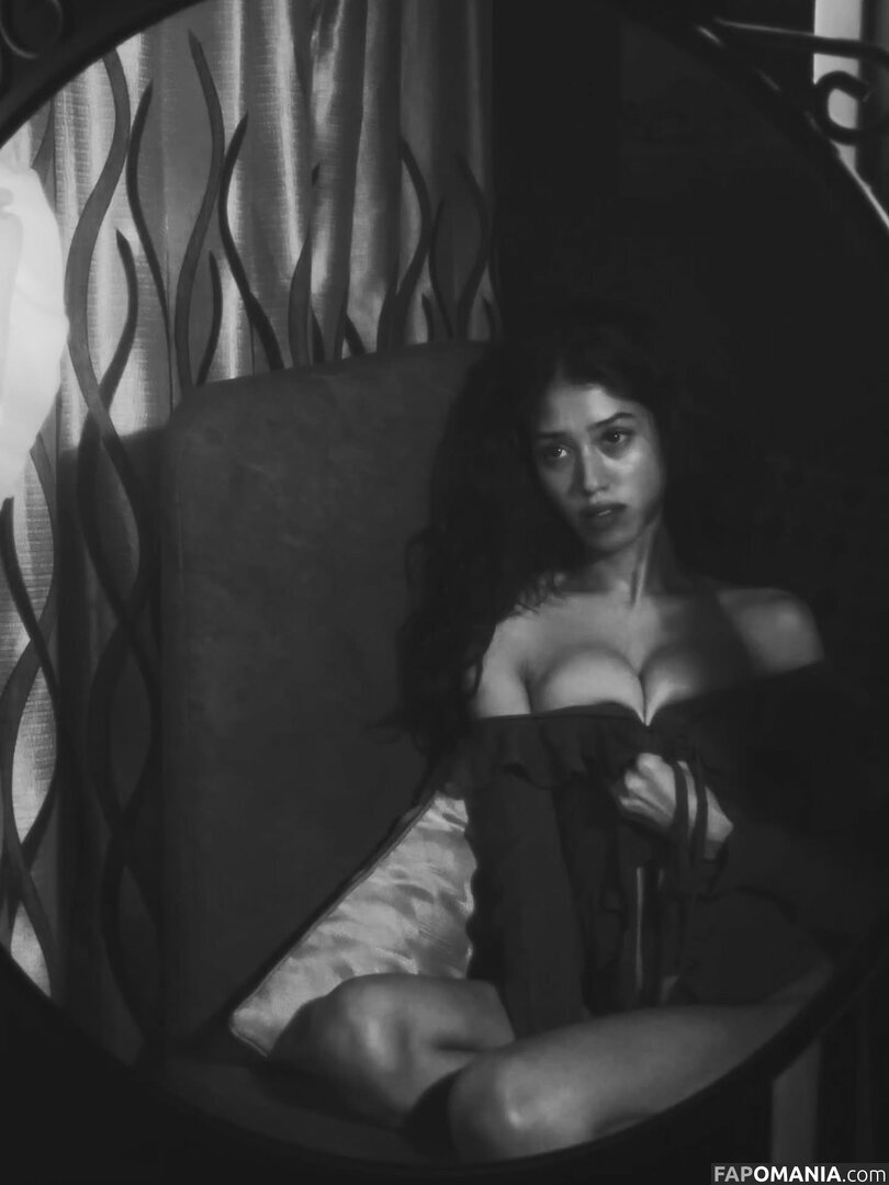 husn.ki.parii Nu OnlyFans  Foto vazada #3