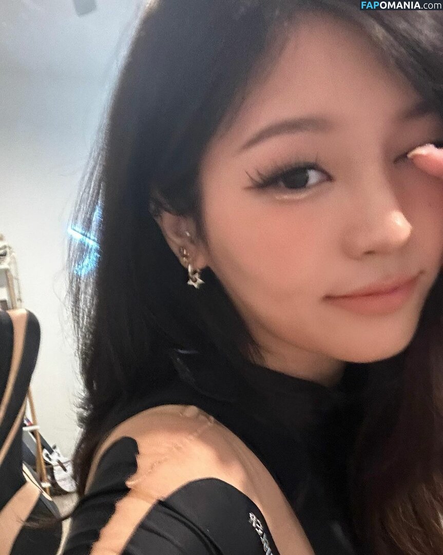 Aikuros / Hyoon Nu OnlyFans  Foto vazada #7