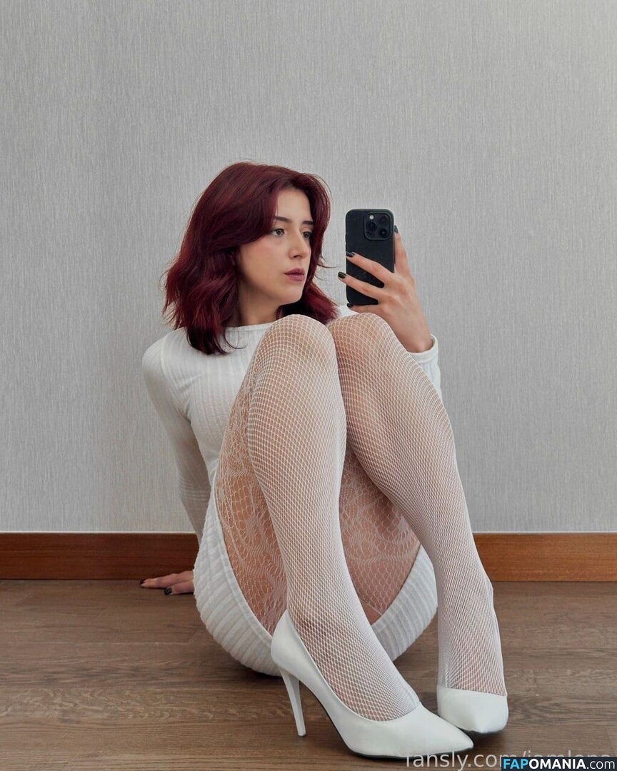 iamlena / iamlenaa.f Nu OnlyFans  Foto vazada #3