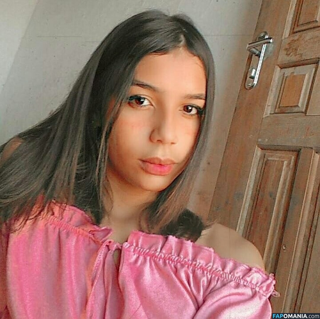 Iasmin Rodrigues / iasmin_69 / iasmin_rodrigues / iasmin_rodriigues1 Nu OnlyFans  Foto vazada #35