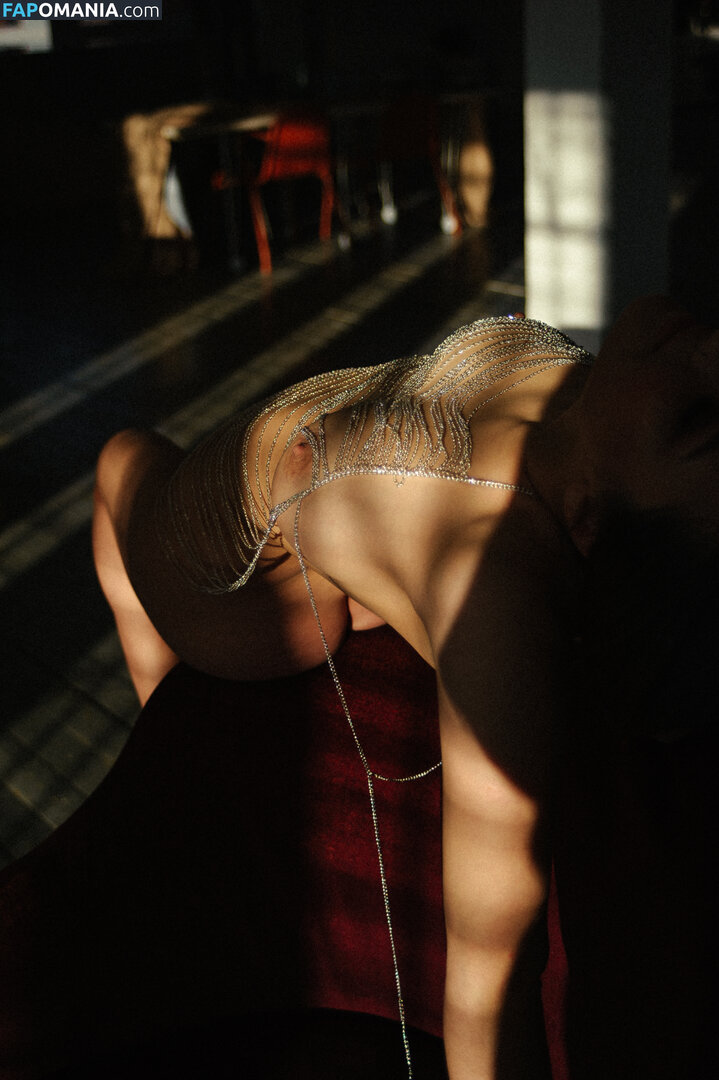 ice_lu_93 / ice_sparrow Nu OnlyFans  Foto vazada #1