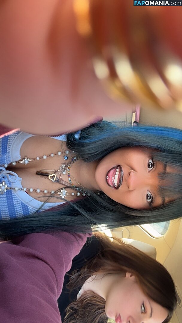 https: / ickysisterr / revoltingsister Nu OnlyFans  Foto vazada #5