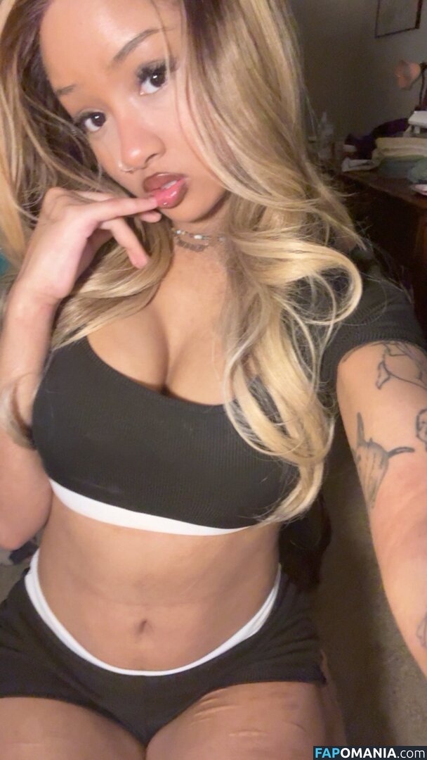 https: / ickysisterr / revoltingsister Nu OnlyFans  Foto vazada #6