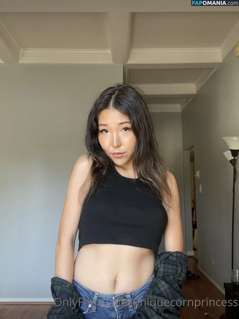 icy.bebe / icybebe Nu OnlyFans  Foto vazada #2