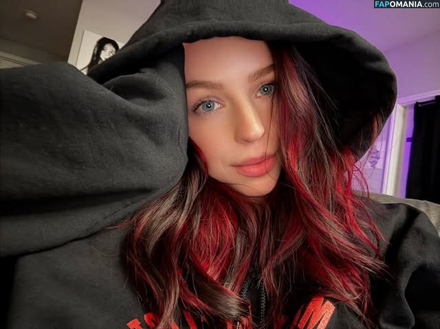 hellobunnni / icybxnny Nu OnlyFans  Foto vazada #8
